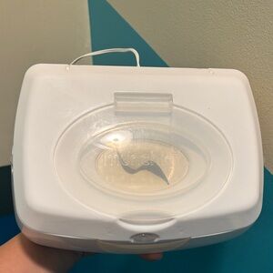 Munchkin White Baby Wipe Warmer